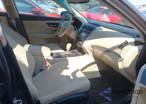 2015 Nissan Altima 2.5 Sv from USA, damaged, VIN 1N4AL3AP3FC250547